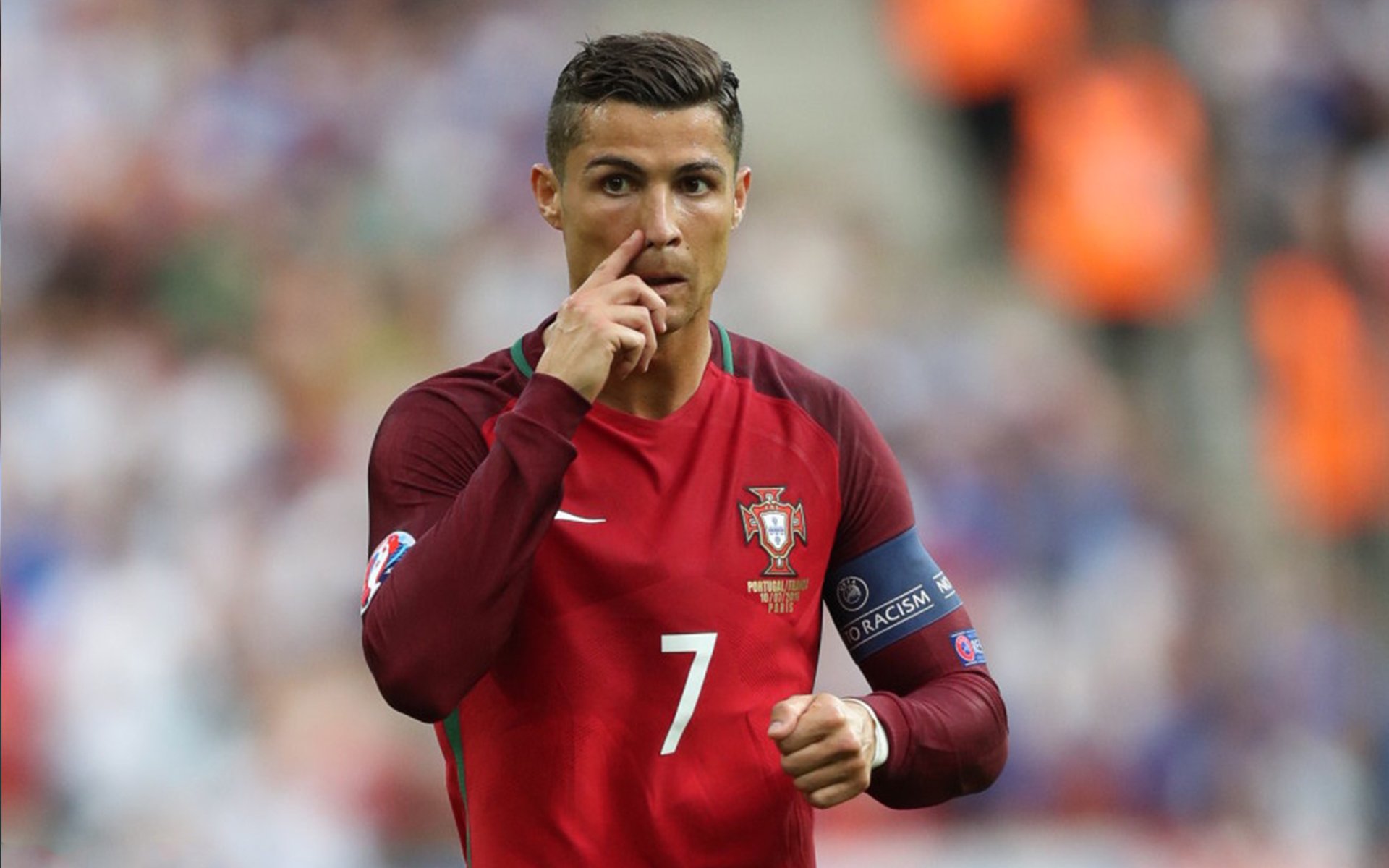 巴西男足在预选赛中表现不佳,未能晋级巴黎,巴西男足夺冠拒穿中国品牌