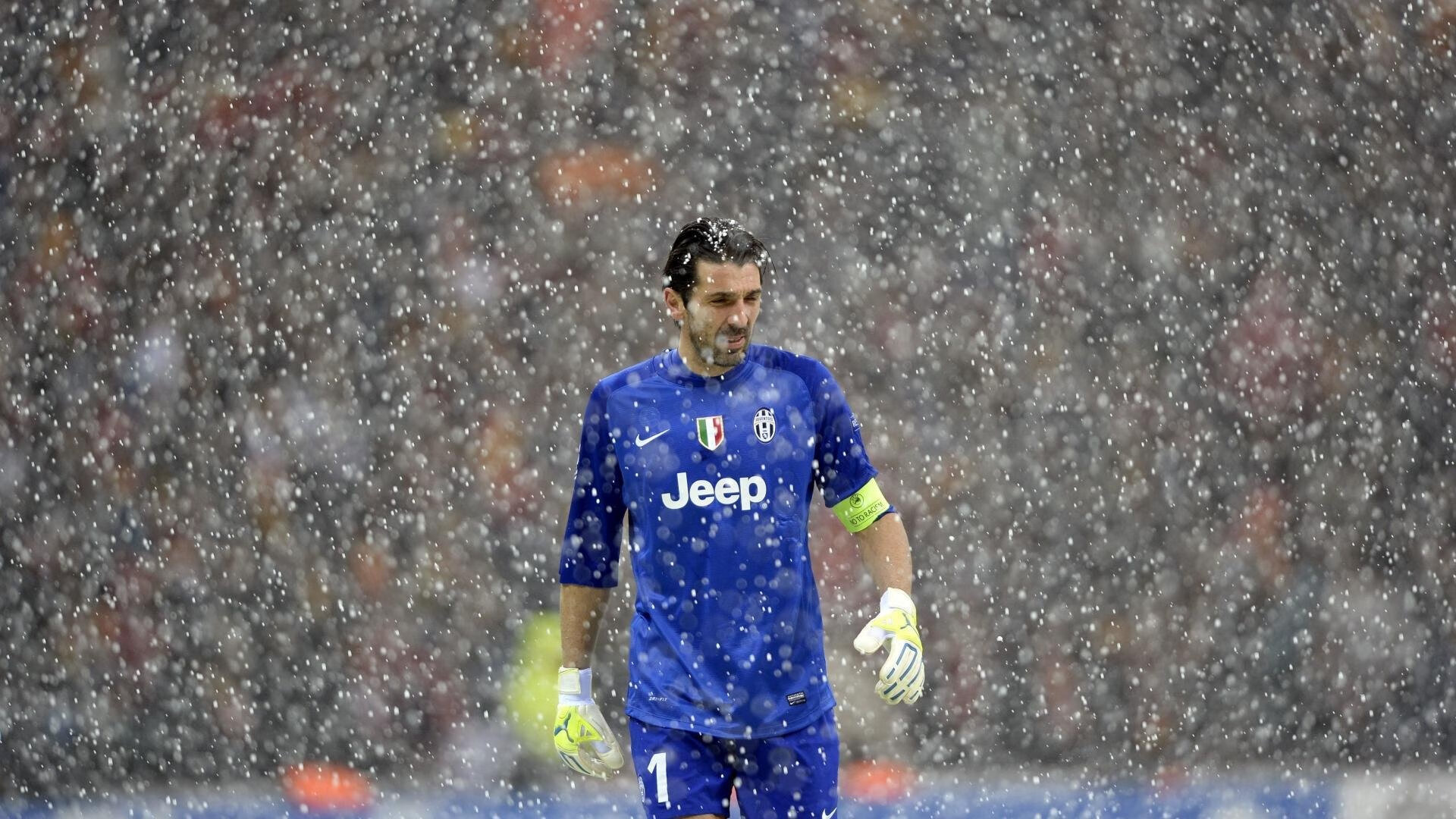 开云体育全站-最佳比赛节奏：那些“永不落幕”的欧冠夜晚，欧冠表演